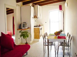 Rosburgo - One Bedroom No.5, Abruzzo