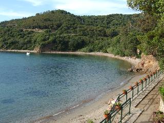 Rosselba - Two Bedroom No.4, Livorno