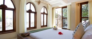 Room thumbnail 9