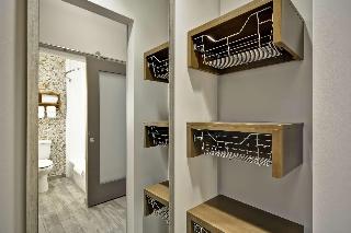 Room Room