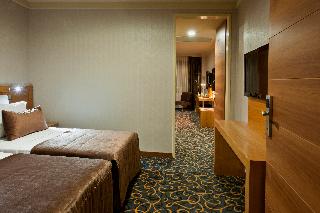 Volley Hotel
