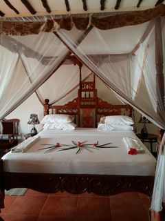 Room thumbnail 2