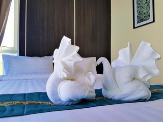 Room thumbnail 2