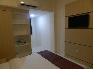 Room:DBL.ST-1