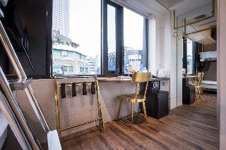 Room:TWN.AS-1