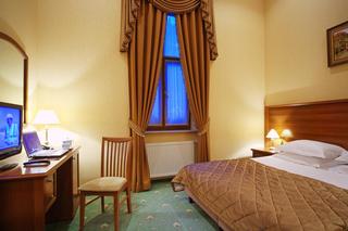 Room thumbnail 2