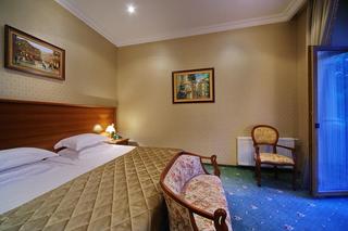 Room thumbnail 34