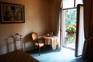 Room thumbnail 39