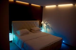 Room thumbnail 12