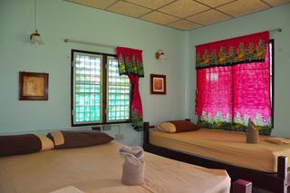 Room thumbnail 5