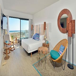 Room Room