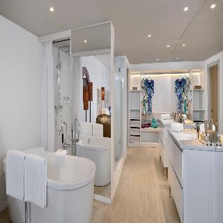 Room Room