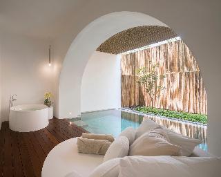 Room thumbnail 4