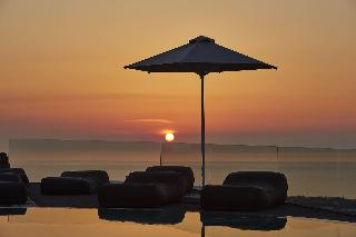 Aperanto Suites