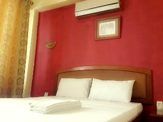 Room thumbnail 9