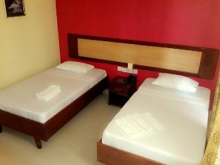 Room thumbnail 12
