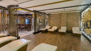 B Business Hotel & Spa