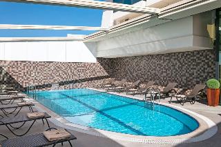 B Business Hotel & Spa