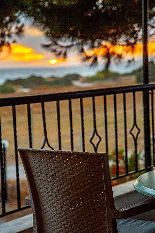Romanos Beach Villas