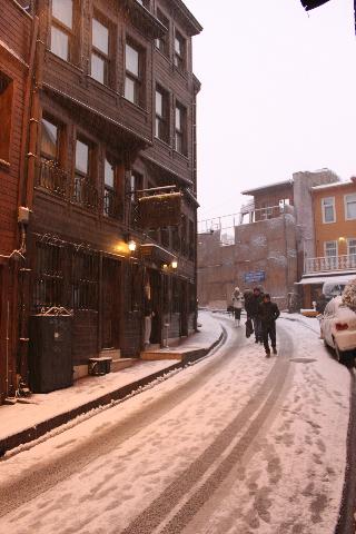 Sultan Hill