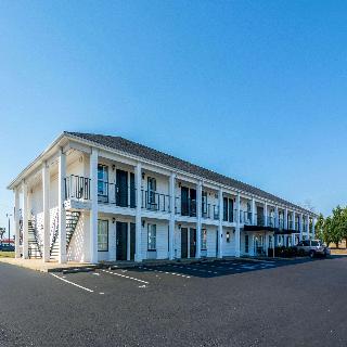 Quality Inn Thomson Area