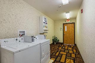 Quality Inn & Suites Belmont Route 151