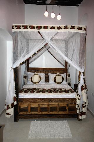 Room thumbnail 27