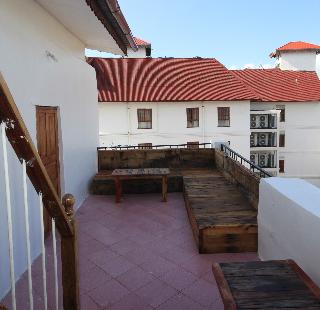 Terrace thumbnail 10