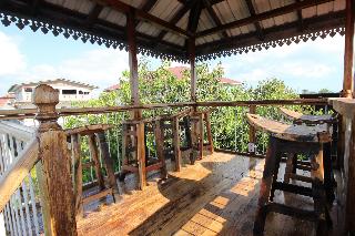 Terrace thumbnail 11