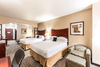 DOUBLE TWO QUEEN BEDS
