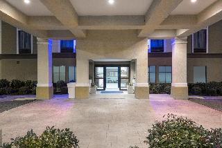 Holiday Inn Express and Suites Grenada