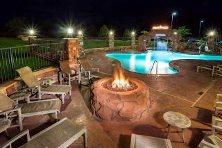 Holiday Inn Express and Suites Moab