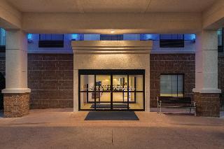 HOLIDAY INN EXPRESS HOTEL AND SUITES LAWTON-FORT SILL