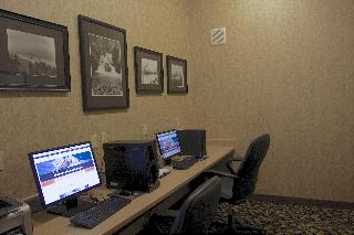 Holiday Inn Express & Suites Astoria By IHG