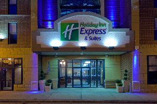 Holiday Inn Express DeadwoodGold Dust Casino