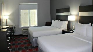 2 Queen Beds Suite Addl Living Area