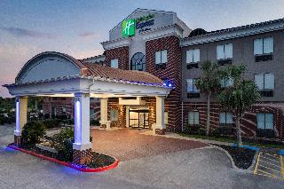 Holiday Inn Express & Suites Winnie By IHG