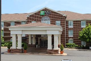 Holiday Inn Express and Suites Warrenton