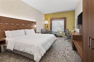 1 King Bed Suite