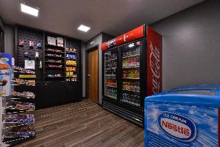 Holiday Inn&Suites Beaumont-Plaza (I-10 Walden)