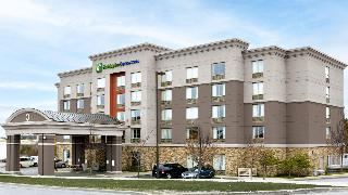 Holiday Inn Express & Suites Kingston Central
