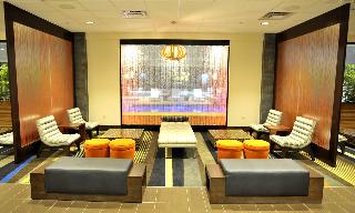 Holiday Inn & Suites Charleston West By IHG