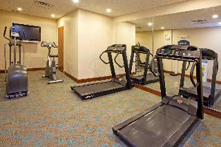 Holiday Inn Express and Suites Petersburg Fort Lee
