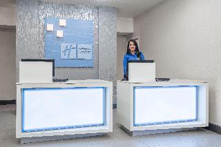 Holiday Inn Express and Suites Ames