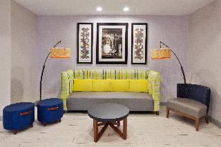 Holiday Inn Express and Suites Dothan North