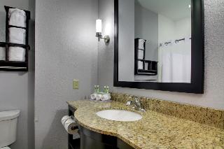 2 Queen Beds Suite Extra Floor Space