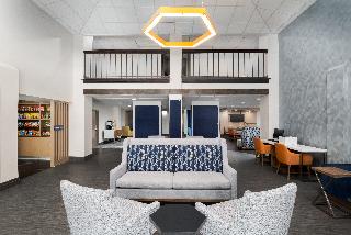 Holiday Inn Express & Suites Bentonville By IHG