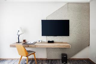 Room:DBL.SU-5
