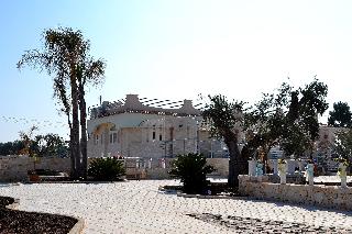 Casale Porto Contessa, Puglia