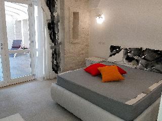 Casale Porto Contessa, Puglia
